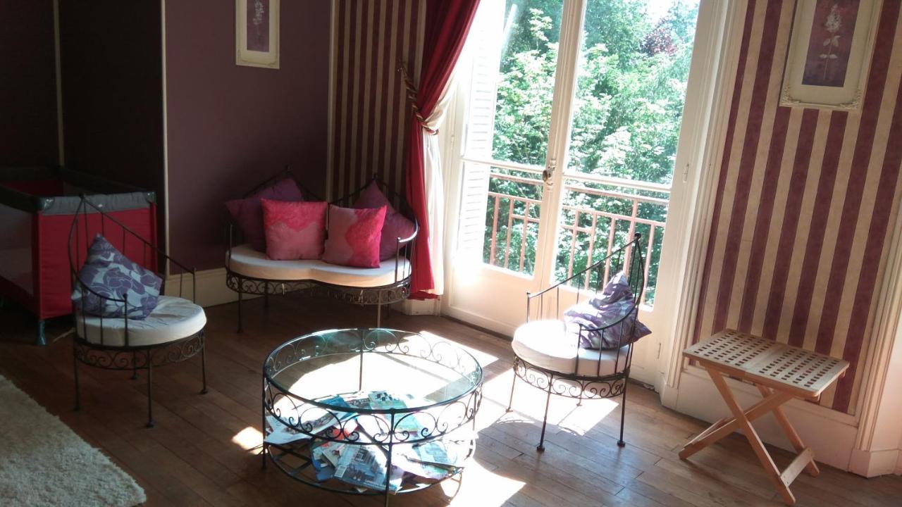 Chambres D'Hotes-Chateau Constant Bessines-sur-Gartempe Екстериор снимка