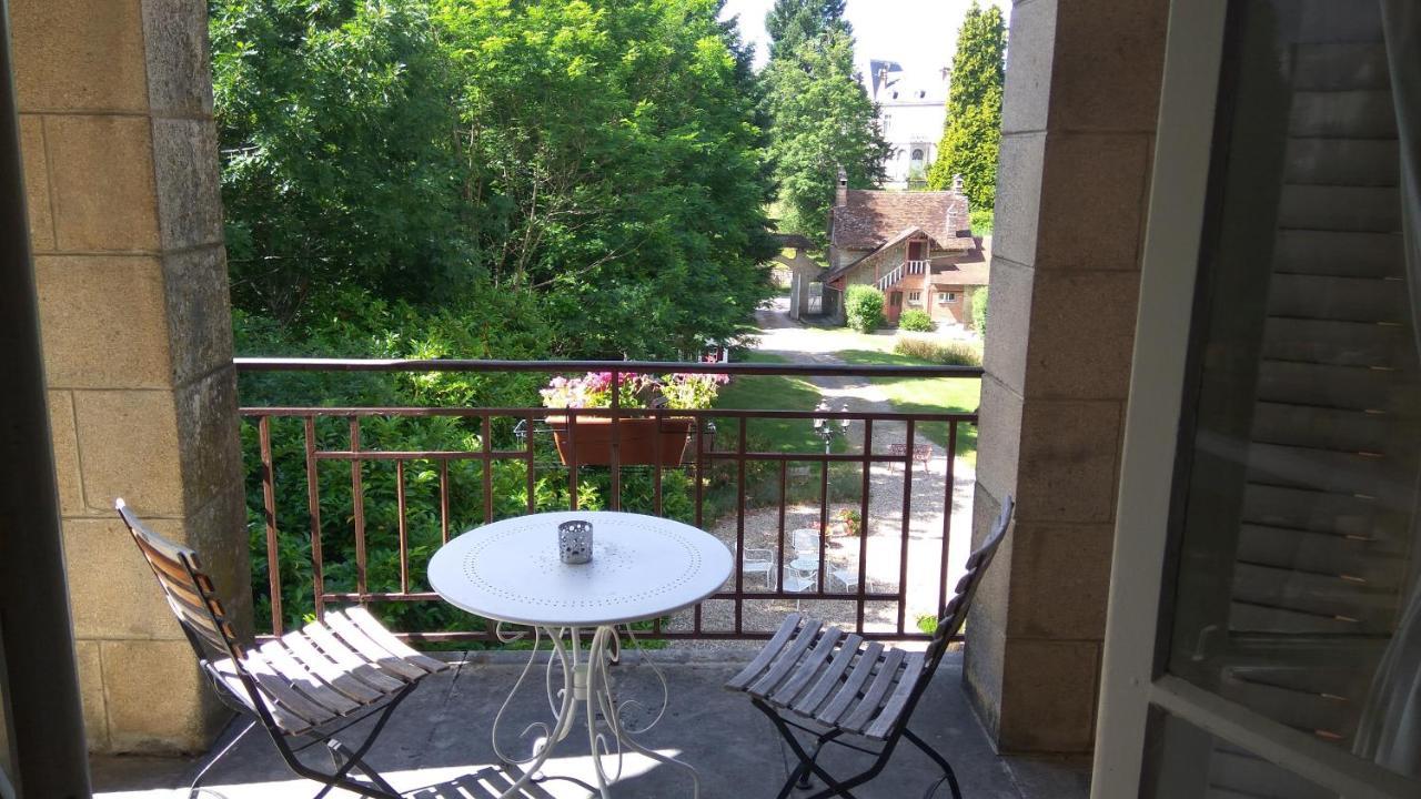 Chambres D'Hotes-Chateau Constant Bessines-sur-Gartempe Екстериор снимка